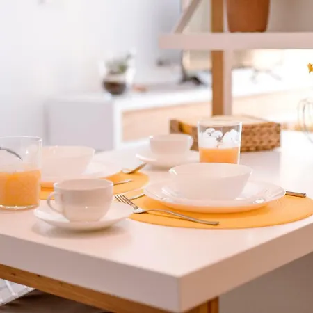 Sunshine Suites Apartment