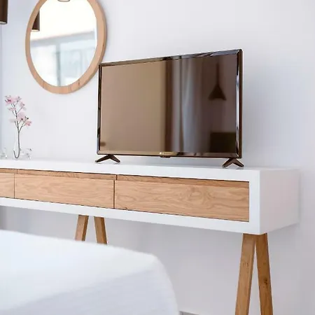 Апартаменты Sunshine Suites *
