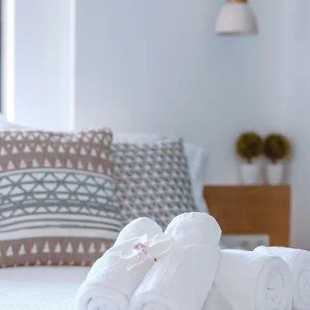 Sunshine Suites Апартаменты Кавала